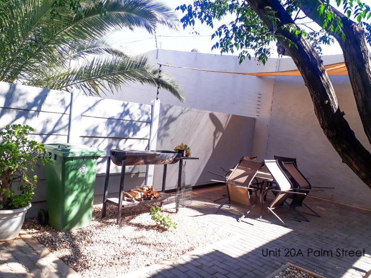 Bateleur Self Catering Cc Lägenhet Windhoek Exteriör bild